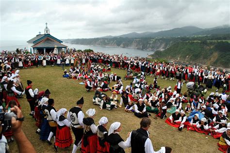 fiestas asturias este fin de semana|Asturtur